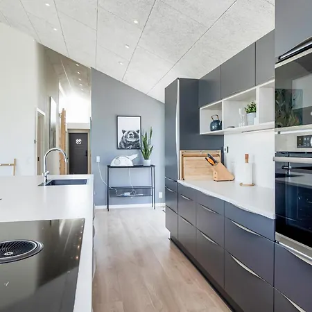 Three-bedroom In Saby * Sæby