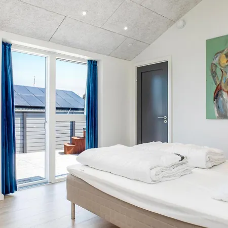 Dom wakacyjny Gorgeous In Sby With House Sea View Sæby